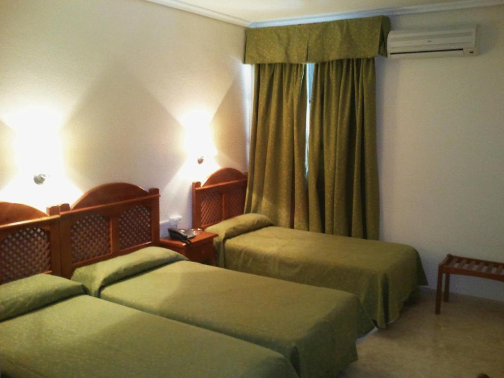Hotel Castillo De Montemayor ห้อง รูปภาพ